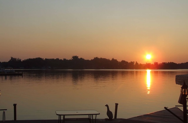Lakefront Home, Techumseh Island - 6 Personen, 2BR, 2Bad, Bootsanleger