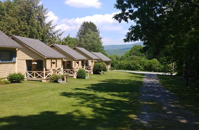 Serenity Motel
