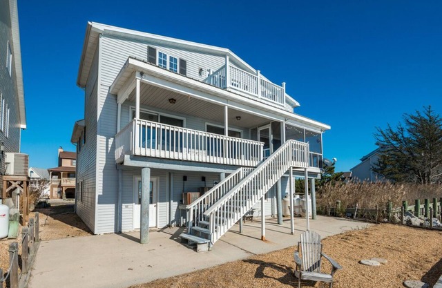Serenity Now ist eine atemberaubende Ferienwohnung am Wasser, nur wenige Minuten von Chincoteague entfernt.