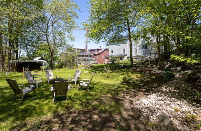 Serenity Place w babbling brook & beautiful garden