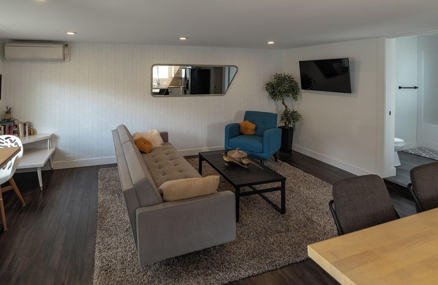 Serenity: Rockcliffe Getaway