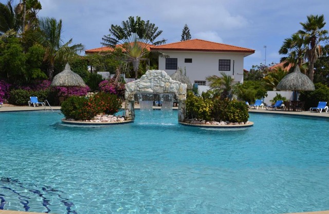 Seru Coral Resort studio 16
