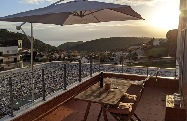 Sesimbra 3BDR Apartment W/Terrace by LovelyStay