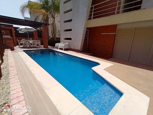 Sesimbra Charming Pool Duplex BBK & Garden