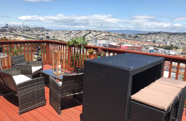 SF Home with SPECTACULAR VIEW- Minutes to downtown