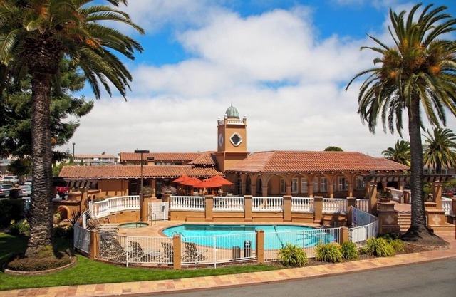 SFO El Rancho Inn SureStay Collection by Best Western