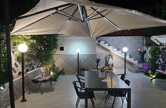 ☆☆ Shabby Chic Rooms with kitchen and private garden
