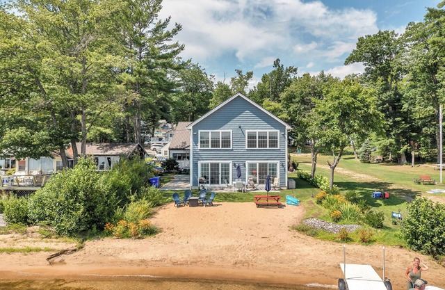 Shades of Summer on Lake Winnisquam