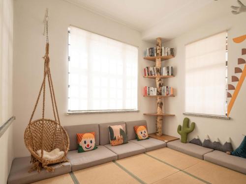 Shanghai Hills & Gefii Animal Crossing 2 rooms with Family space
