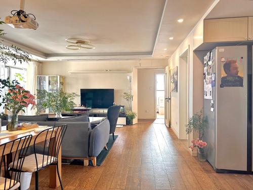Shanghai Hills & Moment Family house close to The Bund