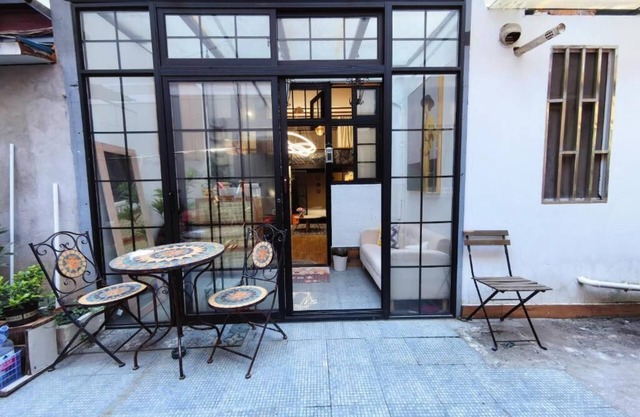 Shanghai Hills & Zinn Happy Family Bnb