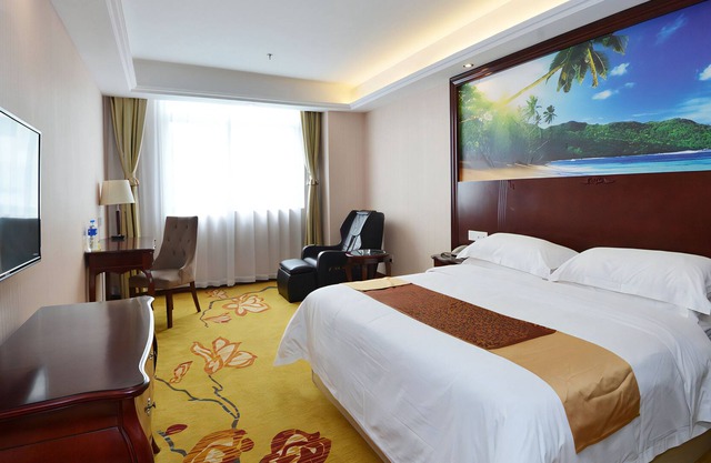 Shanghai VIENNA HOTEL