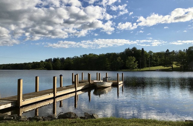 Shangri-la on Private and Peaceful Lake - Livingston Manor NY