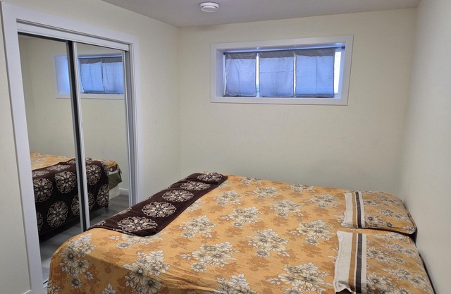 Sharing room