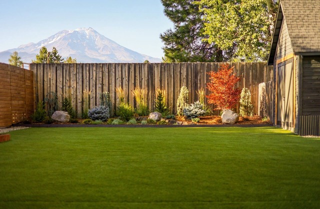 Shasta View Lodge - Weddings - Retreats - Reunions
