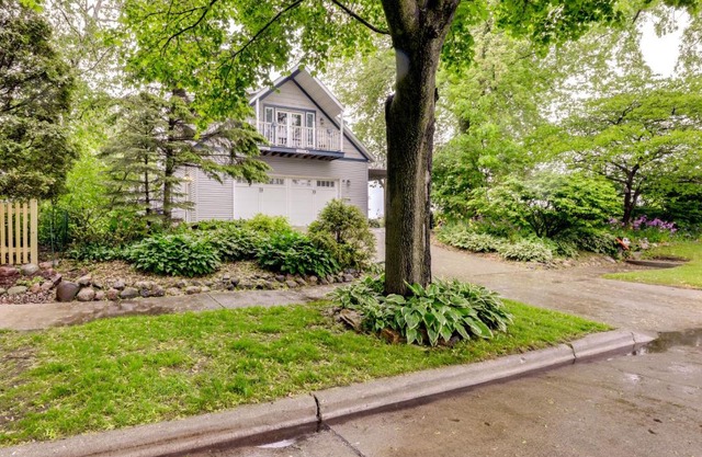 Sheboygan Getaway with Deck and On-Site Lake Access!