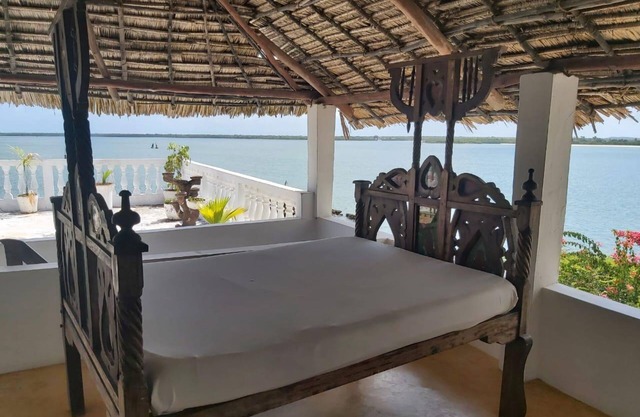 Shella Bahari Guest House