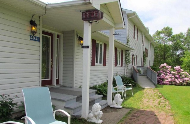 Shepody Bay Inn