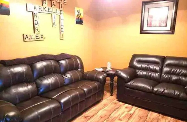 Sheppard 3bd1ba FtHuaSierraVista baby-massage