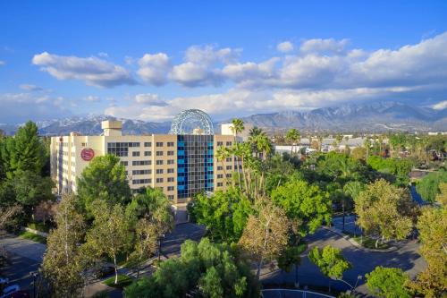 Sheraton Fairplex Suites & Conference Center