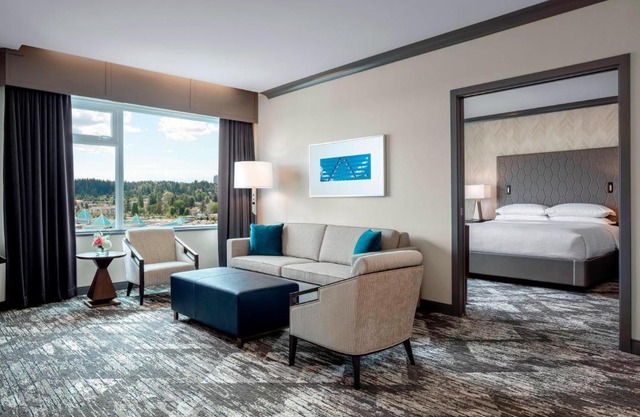 Sheraton Vancouver Guildford Hotel