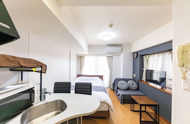 Shinjuku Kabukicho Stay! Up to 3 Guests, Walk to 6 Lines, Kids Under 6 Free
