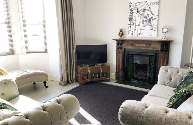 Short stay summer breaks available!!