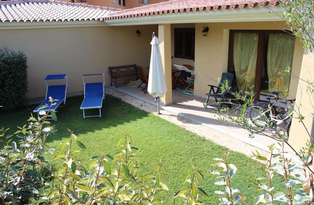 FERIENHAUS SARDINIEN:HAUS MIT GARTEN UND STRAND IN DER NÄHE 3 MINUTEN ZU FUß.