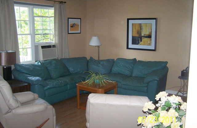 Gehen Sie nach Misquamicut Beach, 9,3 BR 3 BA, Screened Achterdeck, Außendusche