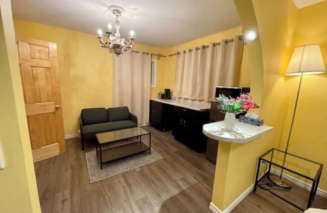 Short walk to the falls 2room luxury free parking