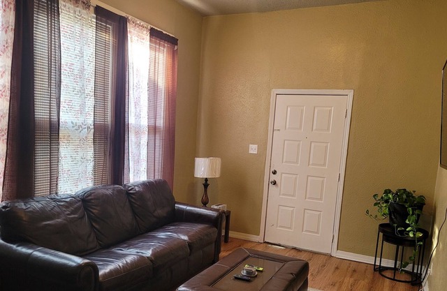 Shreveport Lovely 2 bedroom apartment near LSU
