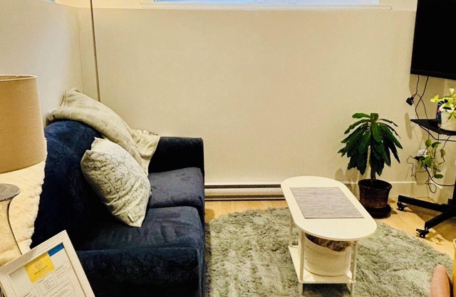 Sidney Sunset Suites
