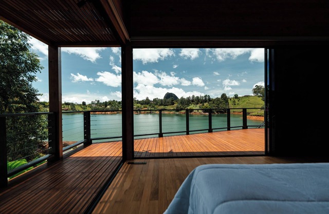 Sienna Casa del Lago