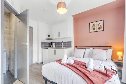 Sienna Longton Studio 2a - Wi-Fi, Netflix, Alton Towers,
