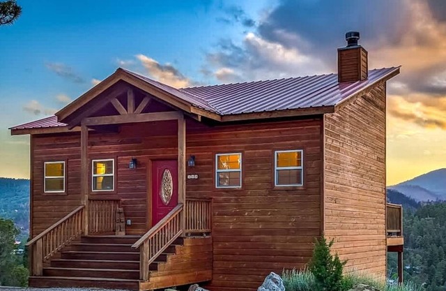 Sierra Vista Cabin - Gemütliche Hütten Real Estate, LLC.