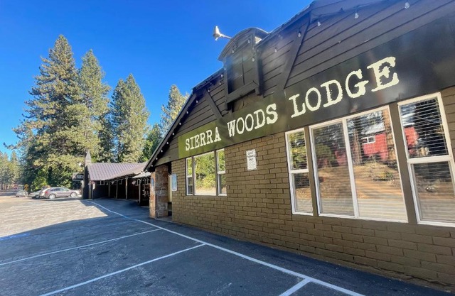 Sierra Woods Lodge