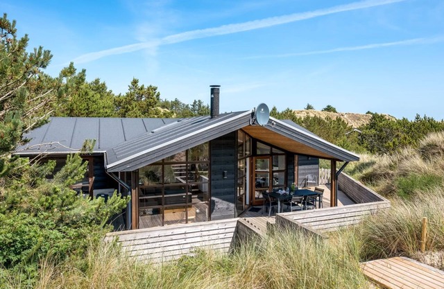 "Sila" - 800m from the sea by Interhome