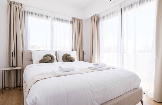 Silene Residence VII