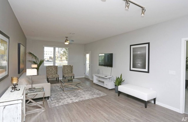 Silicon Valley Apt with Luxury Amenities
