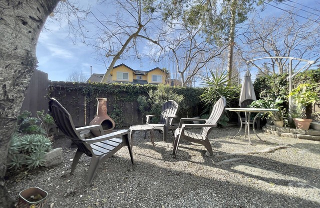 Silicon Valley Hideaway w/ Private Garden
