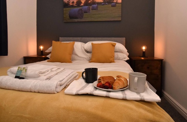 Silk Suite - Chester Road Apartments by Premier Serviced Accommodation