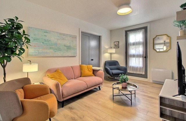 Sillons de Maguire modern renovated apartment with parking