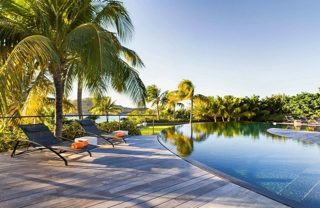 Silver Rainbow in Petit Cul de Sac by Personal Villas - Heated Infinity Swimming
