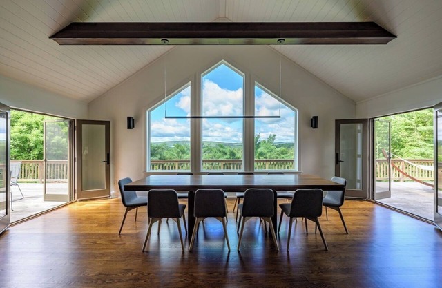 Silver Ridge: Hilltop Chalet w/ Sweeping Views