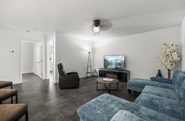Silver Strike Condo #2 Great for Families! Convenient centralized location.