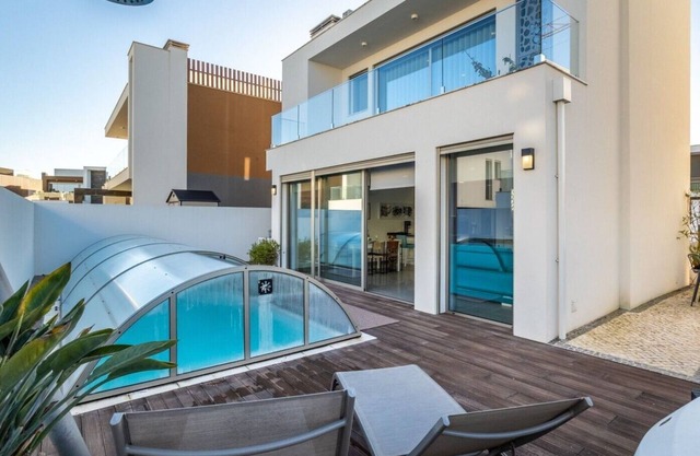 Silvercoast Villa Concha Baia - private heated pool and rooftop seaview lounge.