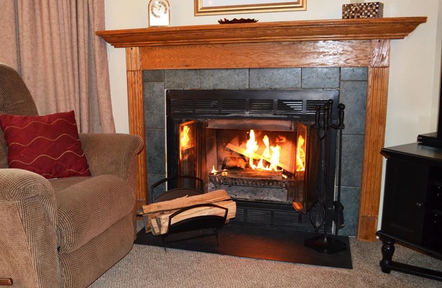 "Silvercreek Escape" 2BR Silvercreek, Ski-in / Ski-out !!!!!