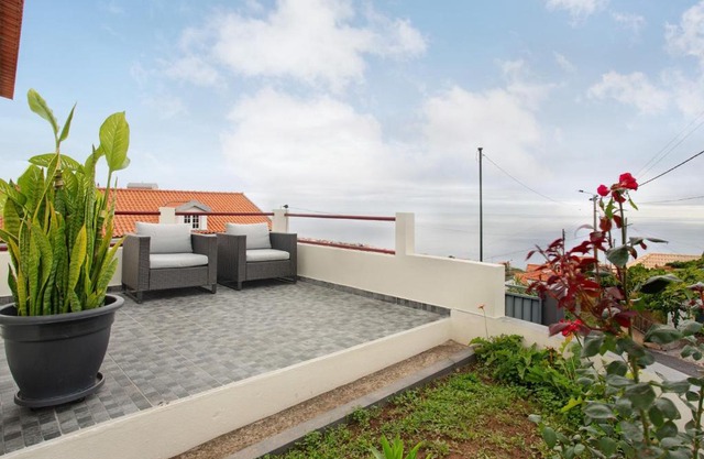 Simão House