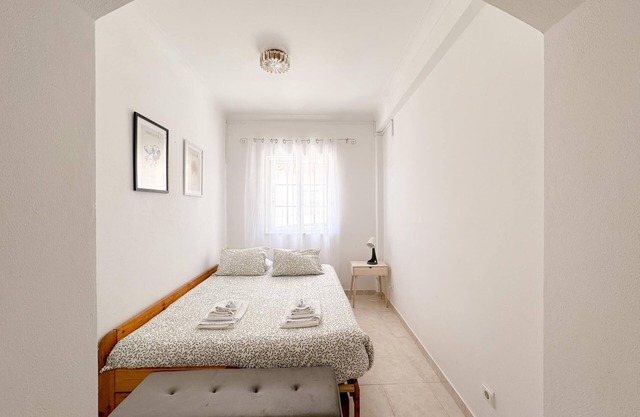 Simple Beach Lovers' Retreat in Espiche