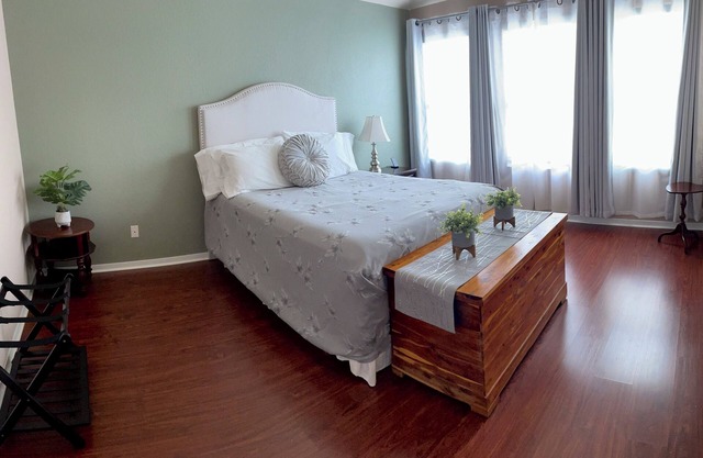 Simple Elegance 3bedroom 2bath